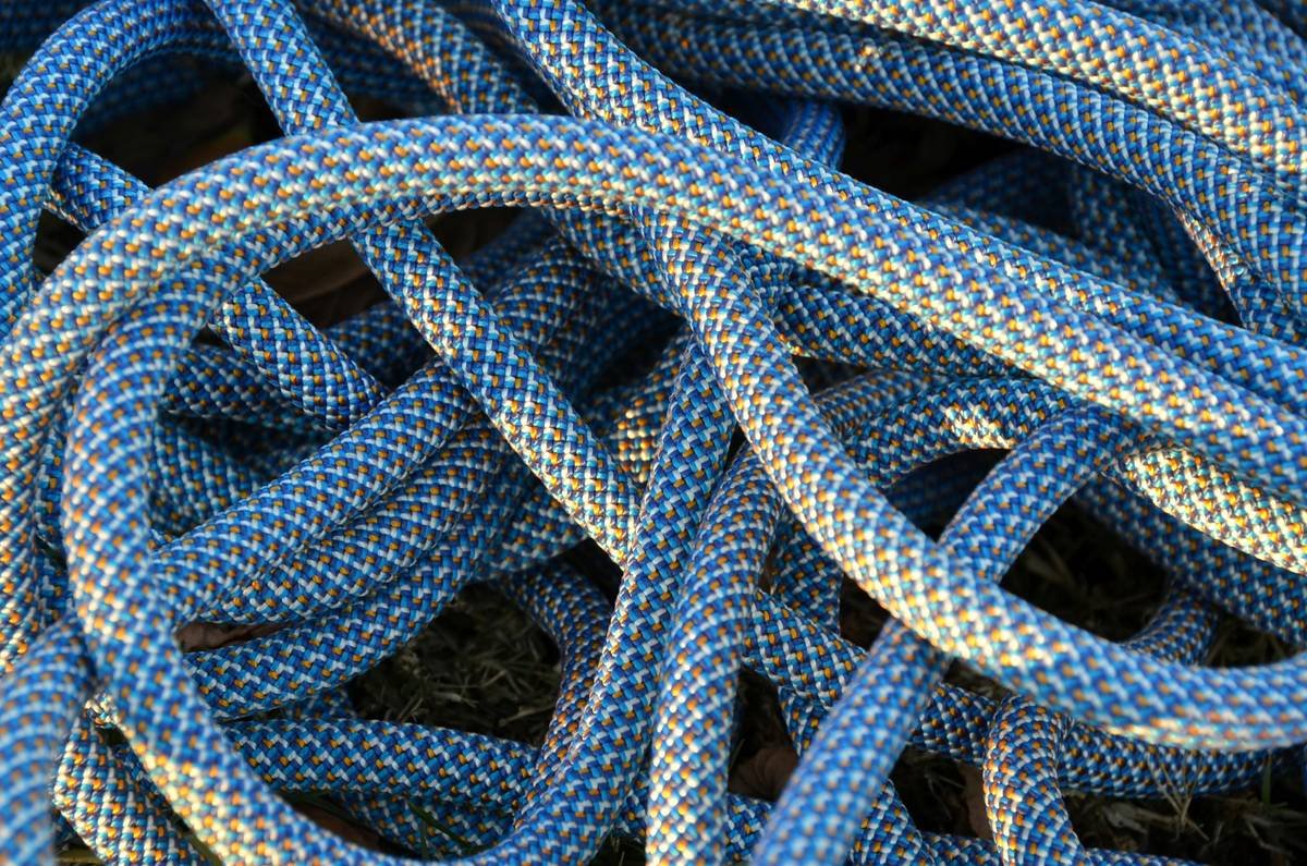 Anchor Placement Strategies: The Expert’s Guide to Building Bomber Climbing Anchors Every Time