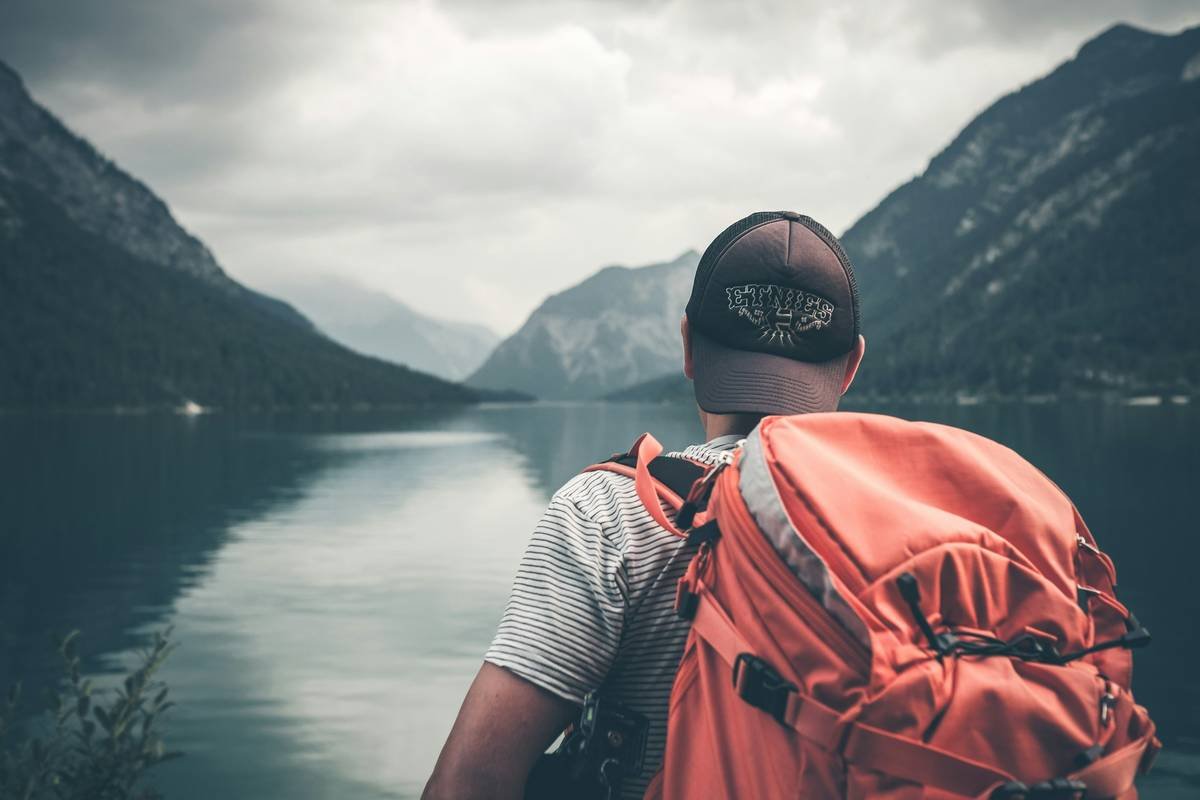 What Is Mountain Climbing? Your No-BS Guide to Peaks, Gear, and Anchor Safety