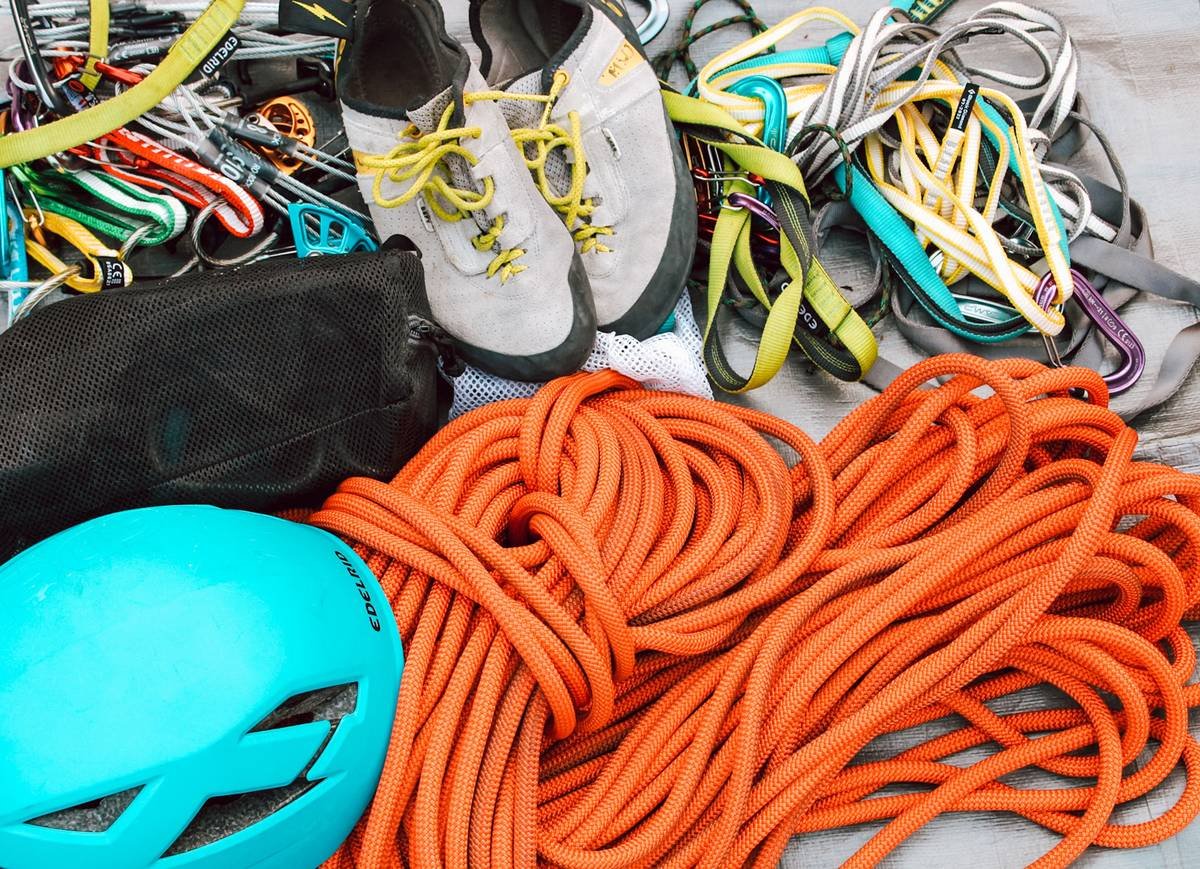 Rock Climbing Anchor Systems: 7 Proven Tips to Avoid Costly Mistakes