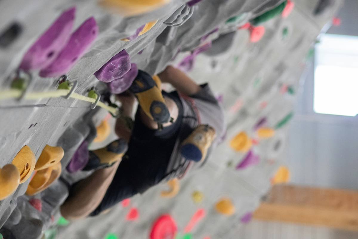Core Exercises for Rock Climbing: 7 Proven Ways to Avoid Painful Anchor Failures